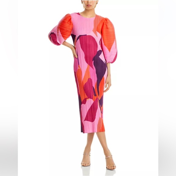 Nancy Yang Dresses & Skirts - Nancy Yang Sleeve Column Dress